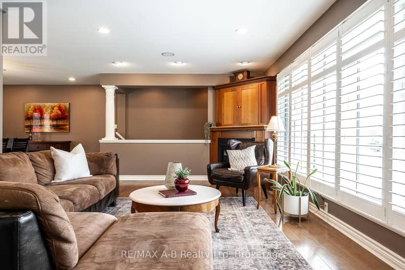 491 Elizabeth Street — photo 9 of 40