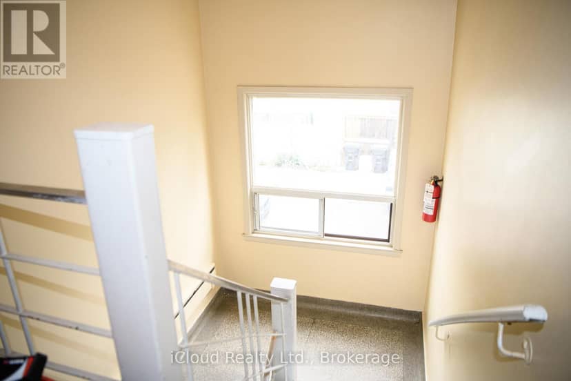 2265 Kipling Avenue — photo 26 of 38
