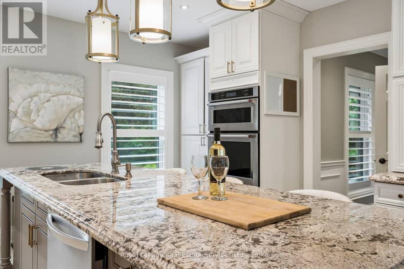 1 Stonebury Place — photo 17 of 40