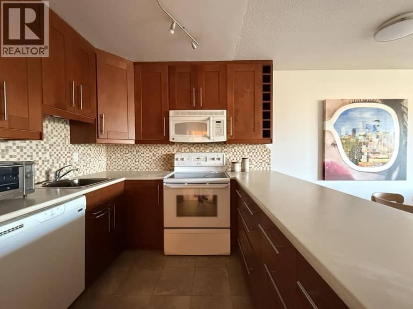 302 1877 W 5TH AVENUE, Vancouver, photo 6