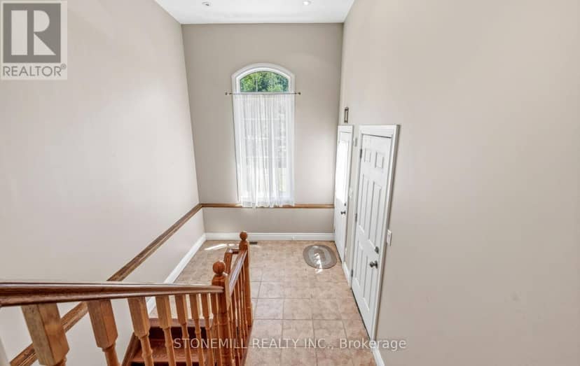 868 Eastdale Drive — photo 29 of 40