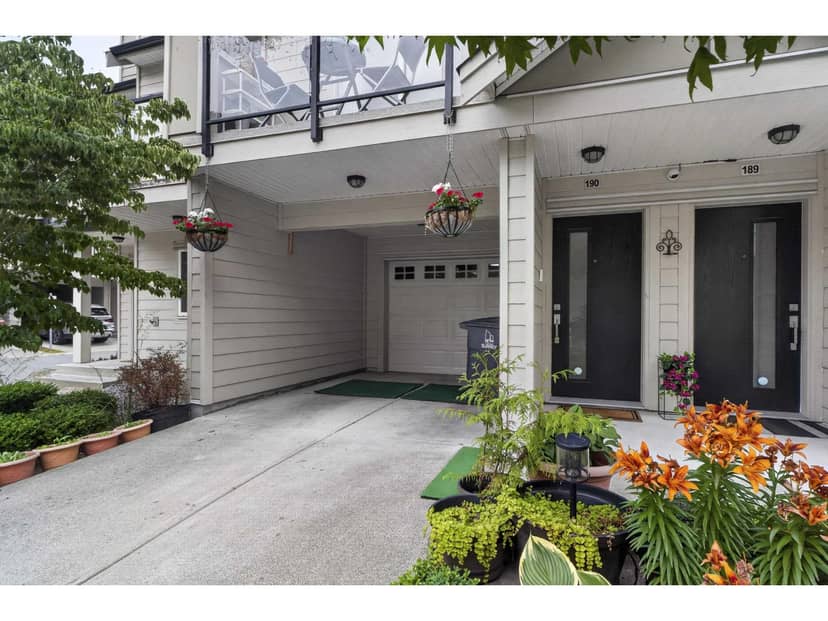 190 13898 64 AVENUE, Surrey, photo 2