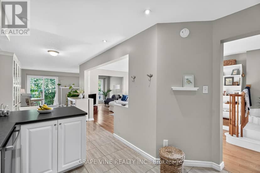 21 Fieldberry Private — photo 12 of 29