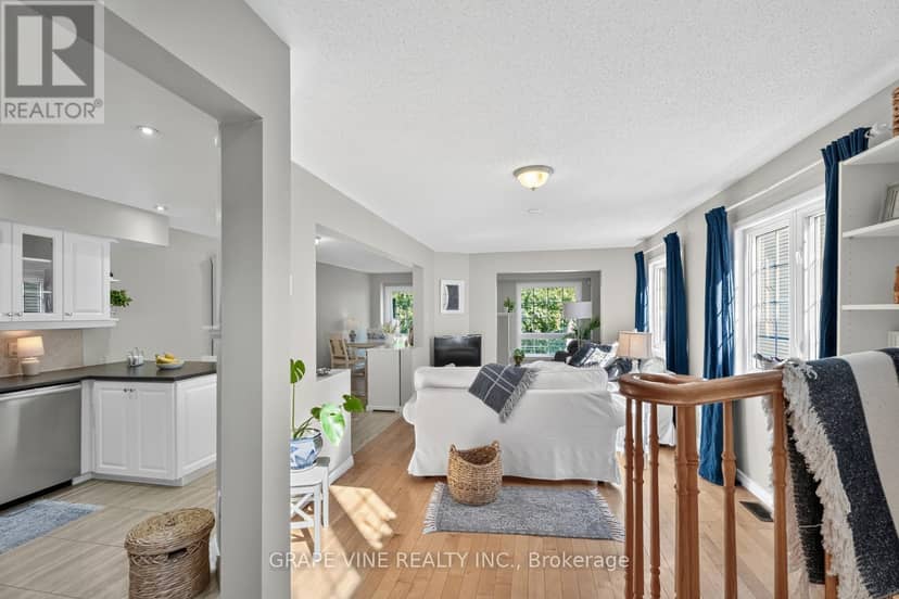 21 Fieldberry Private — photo 9 of 29