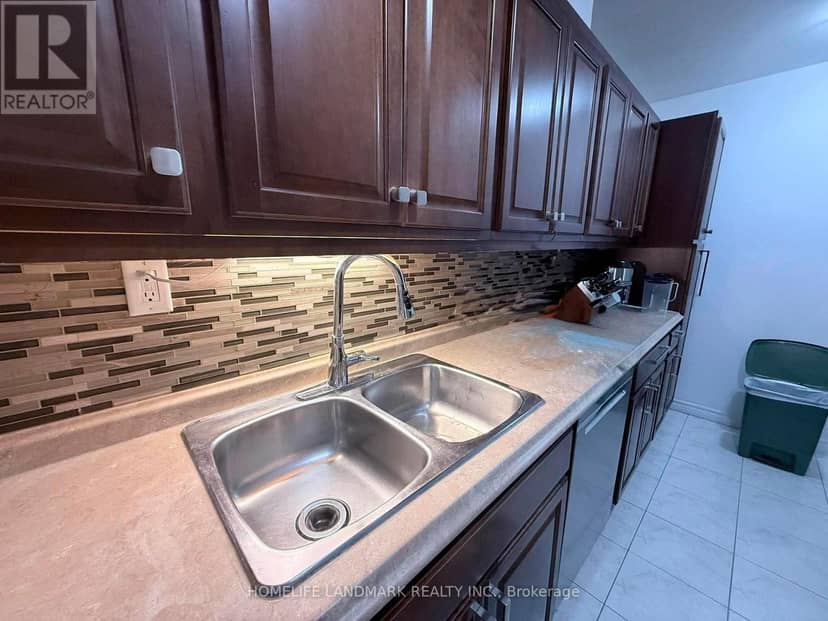109 - 25 Silver Springs Boulevard — photo 18 of 28