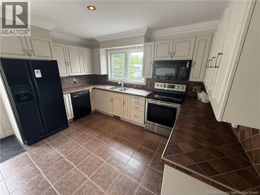 431 Boulevard des Acadiens — photo 21 of 40
