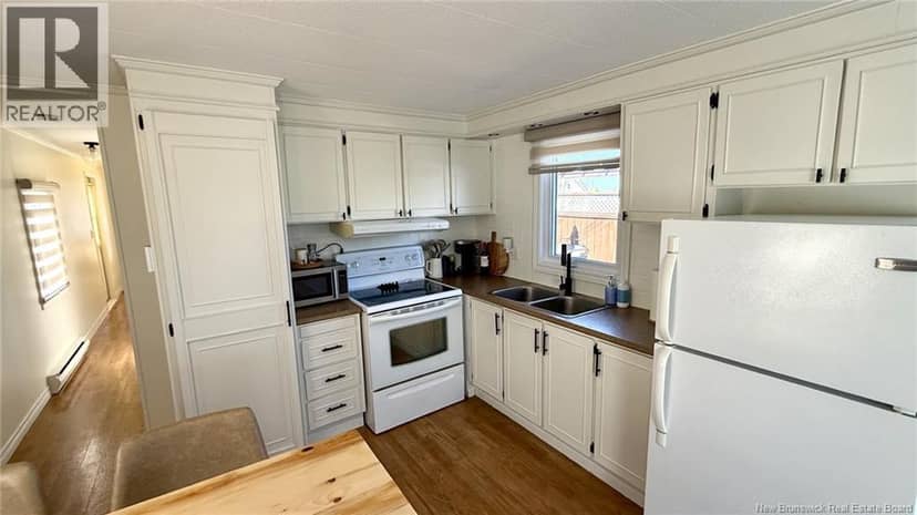 902 Boulevard des Acadiens — photo 12 of 35