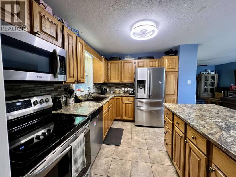 3308 JOHNSTONE STREET, Terrace, photo 6