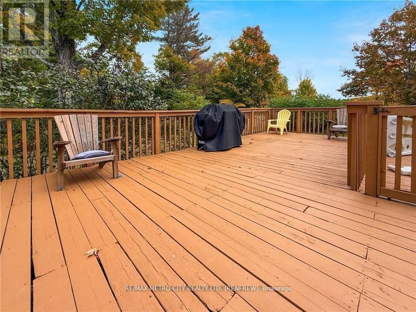 121 Pheasant Run — photo 29 of 40