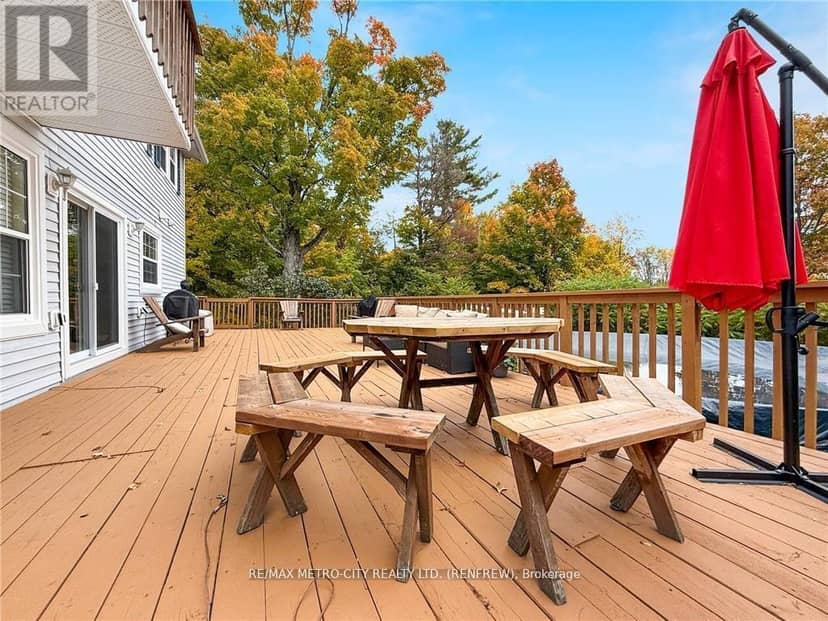 121 Pheasant Run — photo 30 of 40