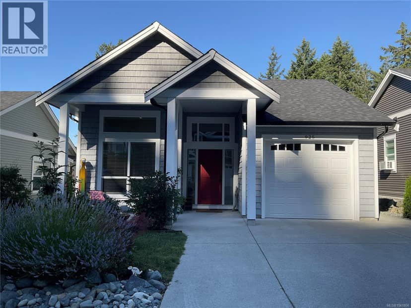 925 Craig Rd — photo 1 of 20