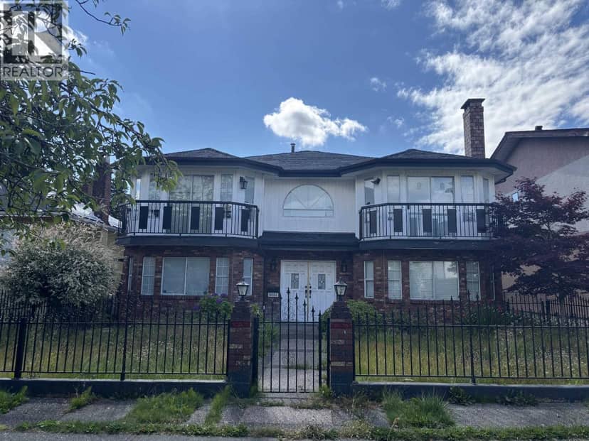 6425 ONTARIO STREET, Vancouver