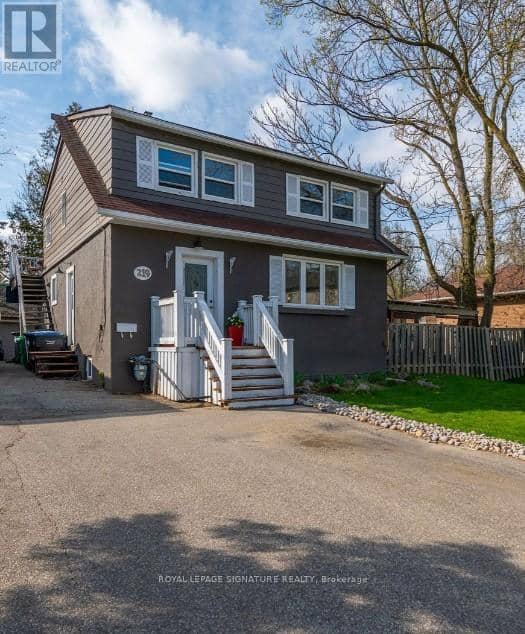 219 Angelene Street — photo 2 of 5