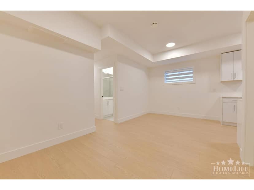 Basement 16678 16 AVENUE, Surrey, photo 6