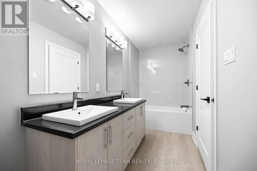 346 Lewis Street W — photo 17 of 19
