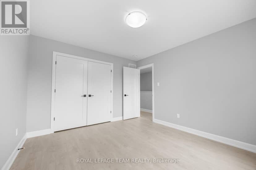 354 Lewis Street W — photo 13 of 19