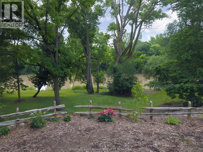 11530 Longwoods Road, Kent Bridge, photo 8