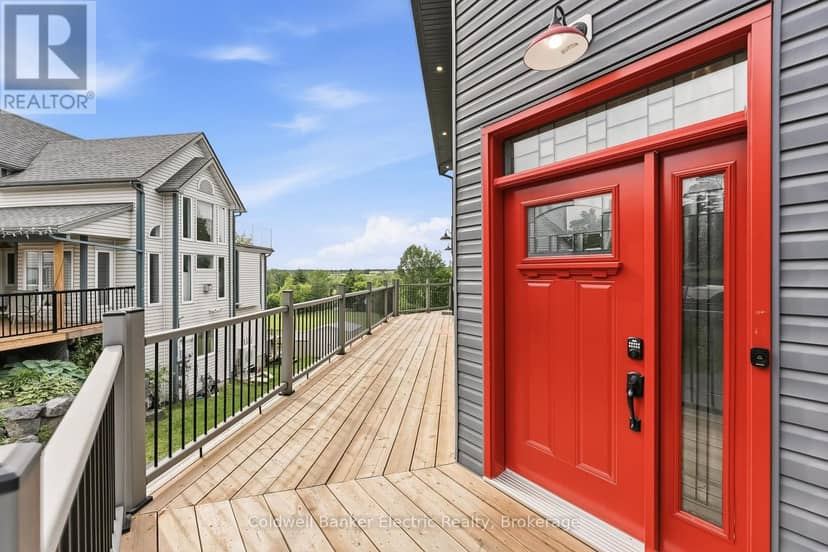 765 Palace Road — photo 3 of 40