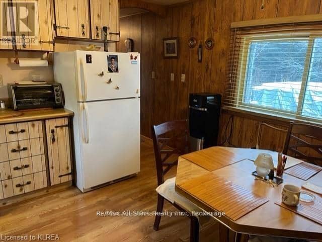11 Beverly Road — photo 12 of 19