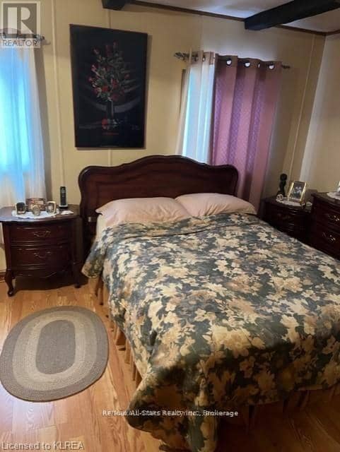 11 Beverly Road — photo 17 of 19