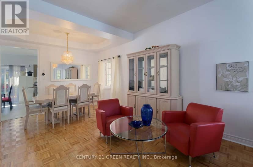 8 Lampman Drive — photo 10 of 39