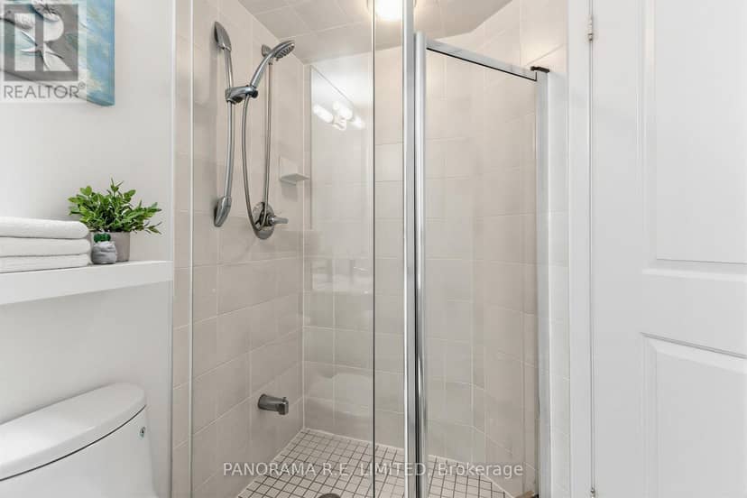 1810 - 235 Sherway Gardens Road — photo 18 of 32