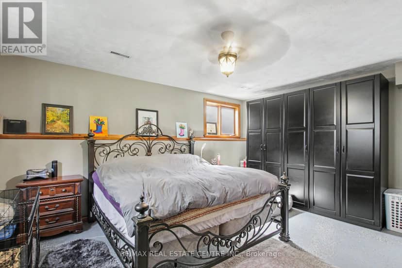 238 West Quarter Townline Road — photo 17 of 32