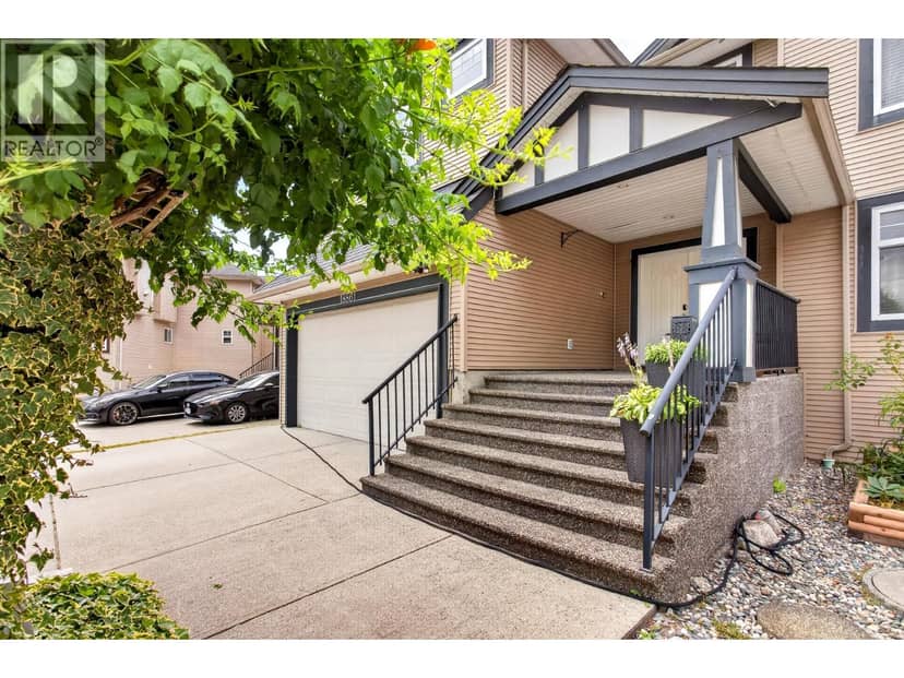 18861 122B AVENUE, Pitt Meadows, photo 2