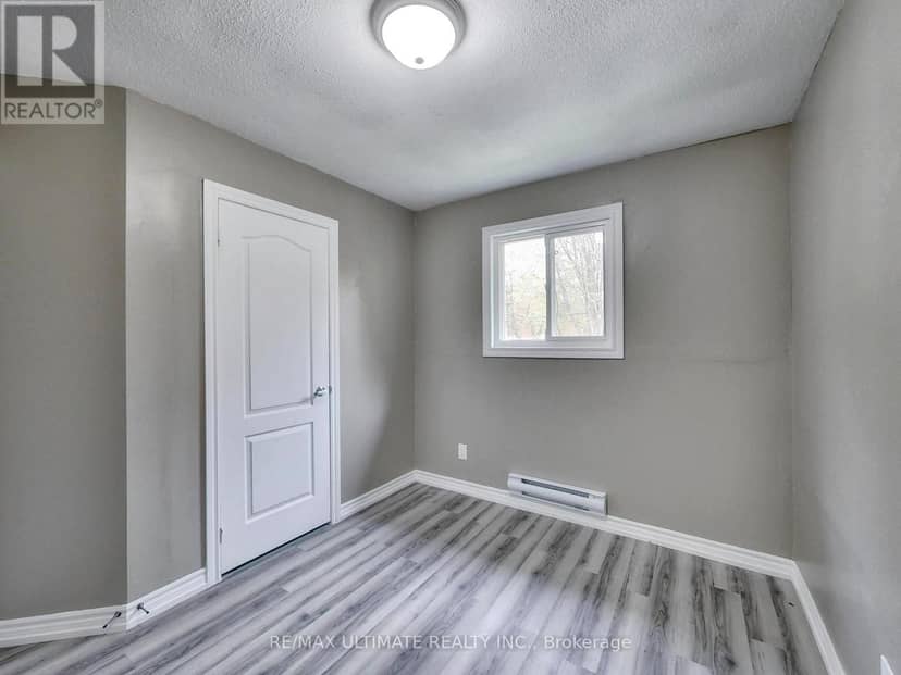 135 Chatham Street — photo 17 of 40