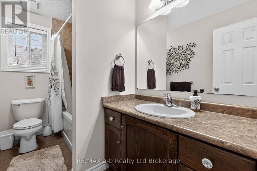 1380 Caen Avenue — photo 35 of 40