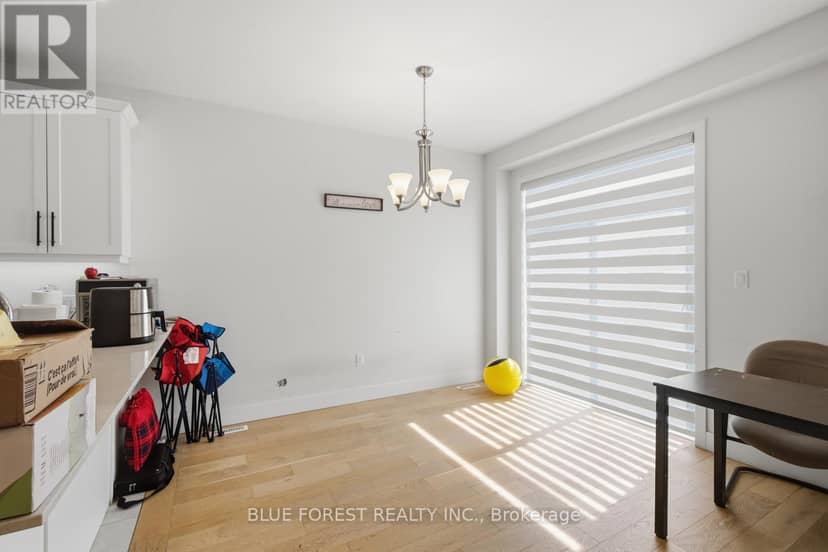 23 Christopher Court — photo 10 of 29