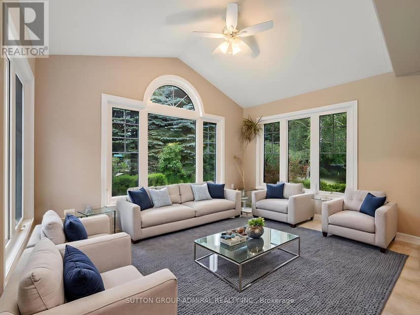 6886 Wellington Rd 16 — photo 14 of 40