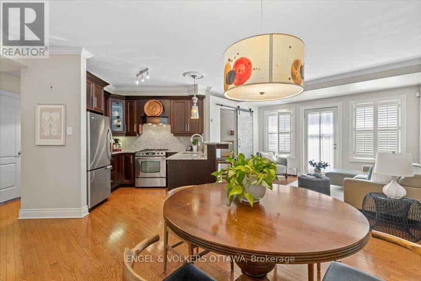 2 - 139 Guigues Avenue — photo 3 of 23