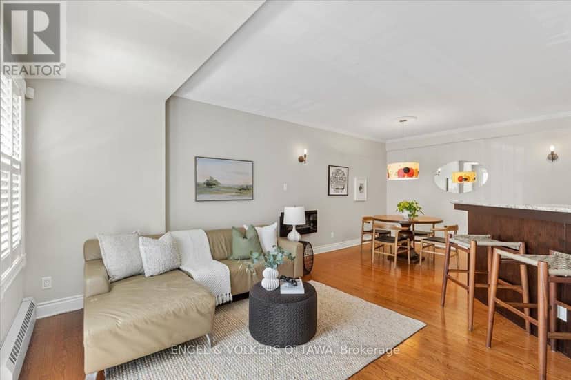 2 - 139 Guigues Avenue — photo 7 of 23