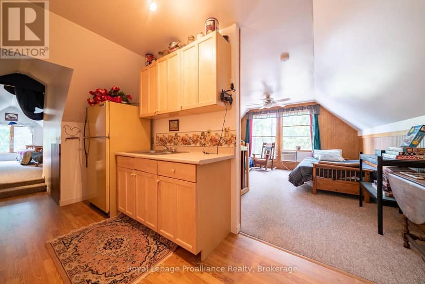 1117A Twin Pine Lane — photo 11 of 40