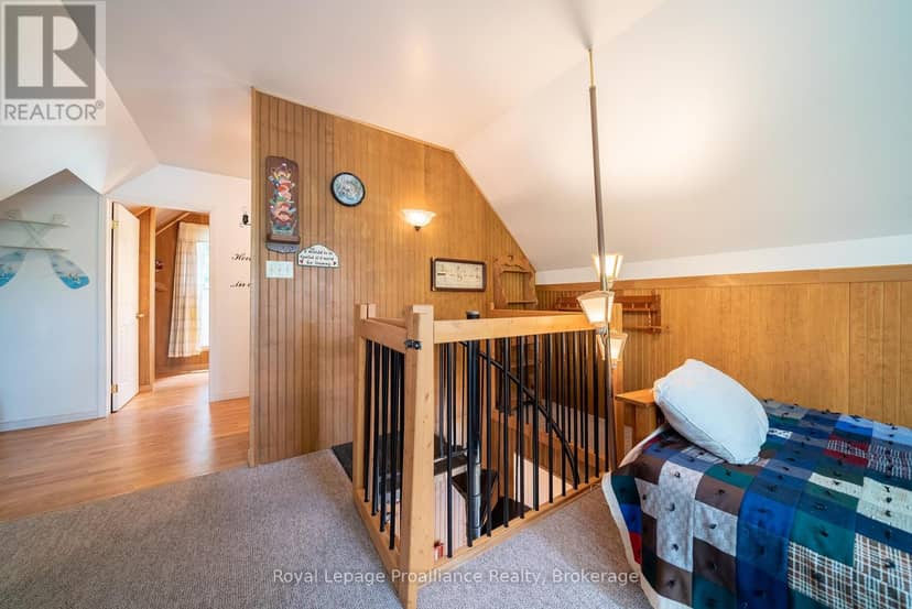 1117A Twin Pine Lane — photo 9 of 40