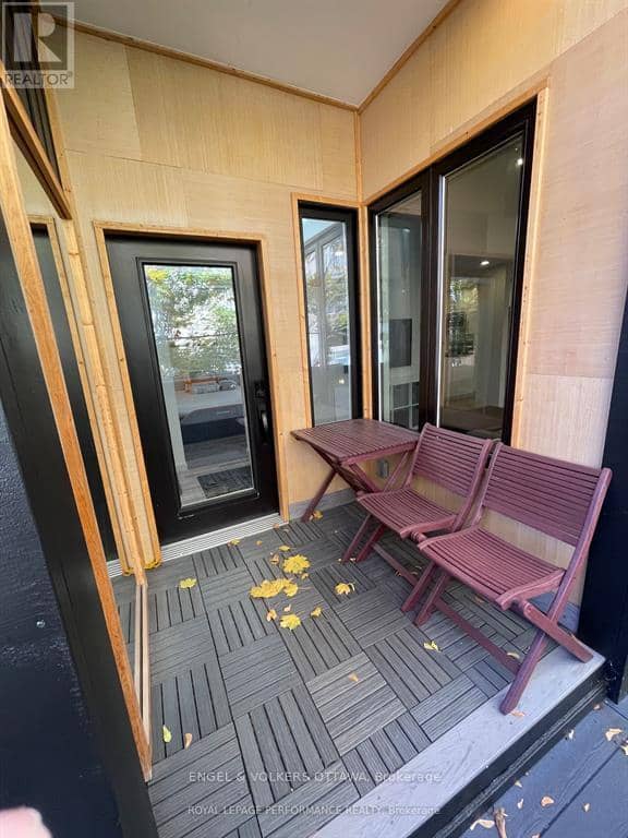 10 Sherbrooke Avenue — photo 27 of 27