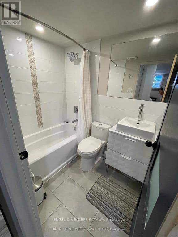 10 Sherbrooke Avenue — photo 6 of 27