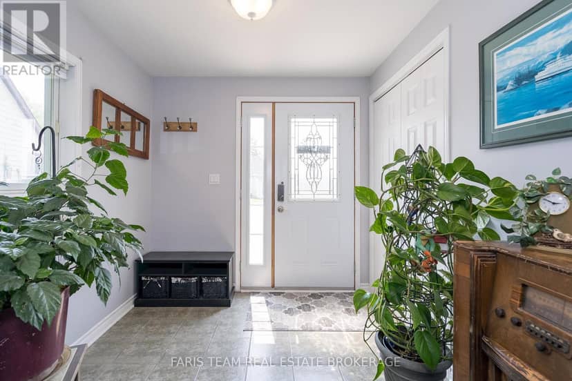 5632 Penetanguishene Road, Springwater, photo 5
