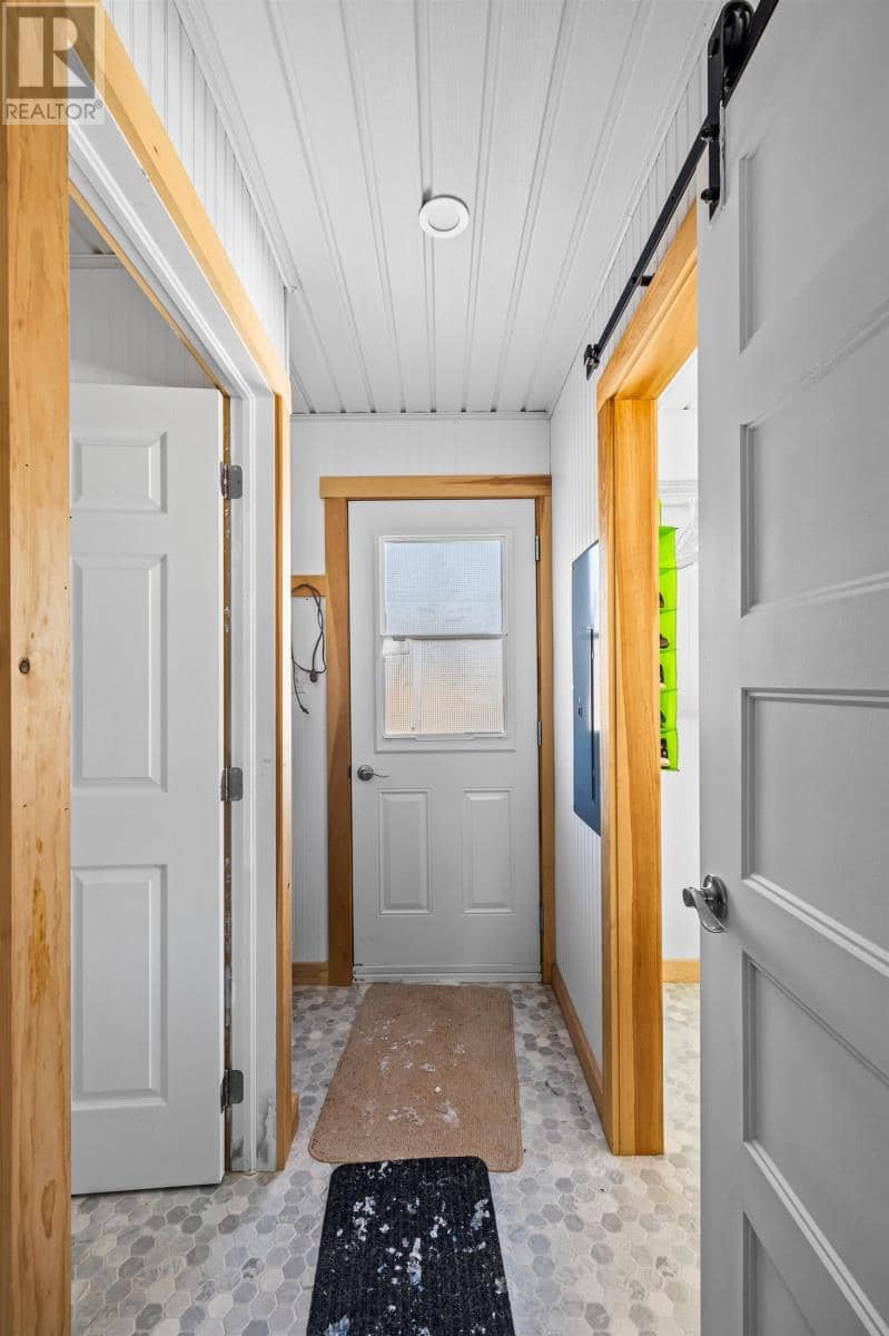 206 GRAHAM HEAD Road — photo 17 of 34