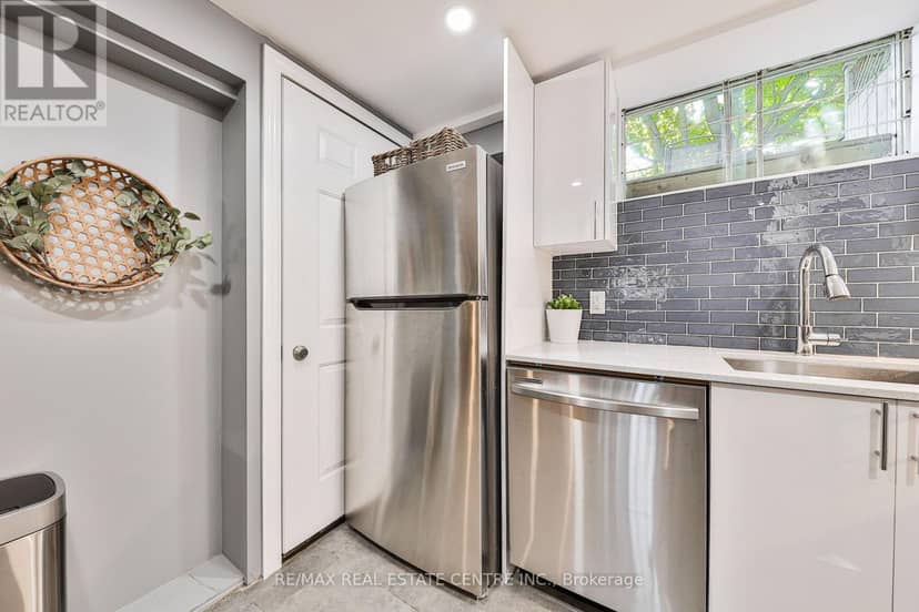 172 Hanover Place — photo 30 of 40
