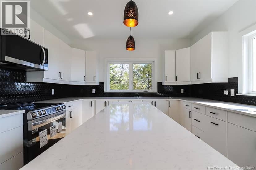 2315 Red Head Road — photo 33 of 40