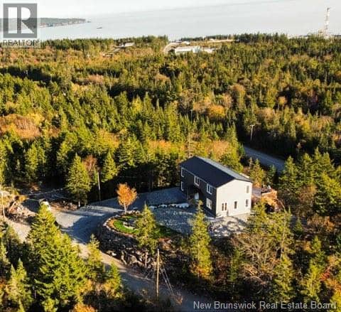 2315 Red Head Road — photo 4 of 40