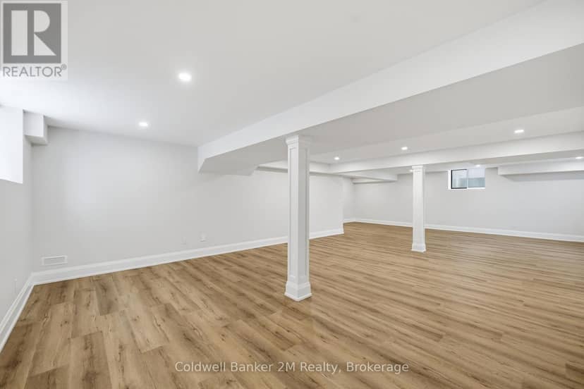 31 Lonetto Street — photo 33 of 34