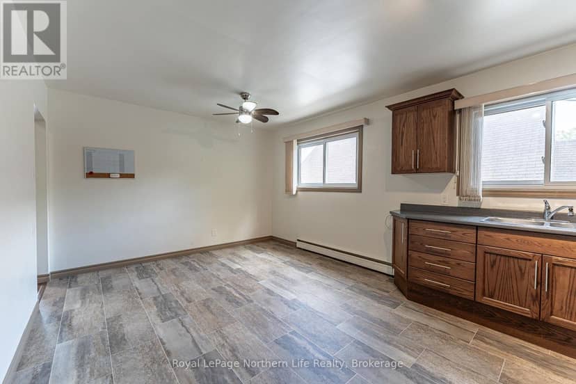 745 Morin Street — photo 8 of 34