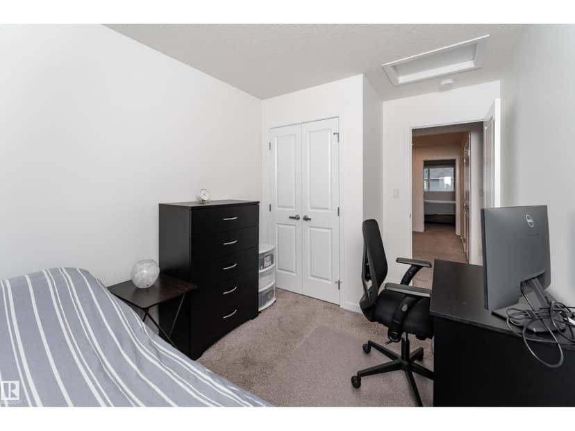 2522 152 AV NW — photo 17 of 36