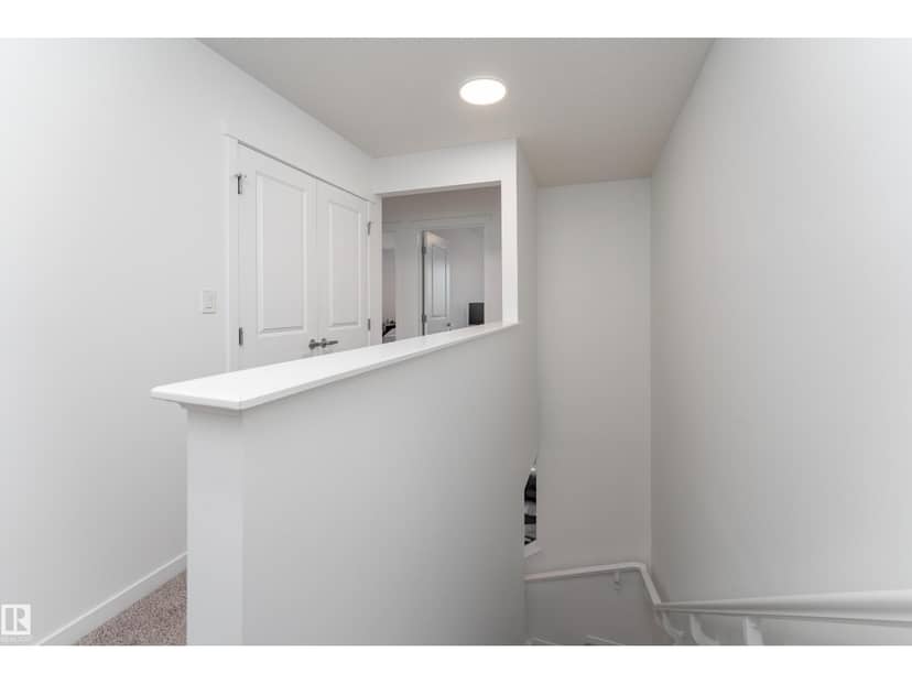 2522 152 AV NW — photo 22 of 36