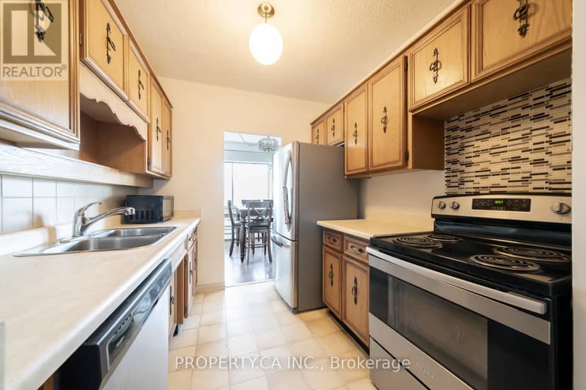 404 - 45 Westmount Road N — photo 9 of 22