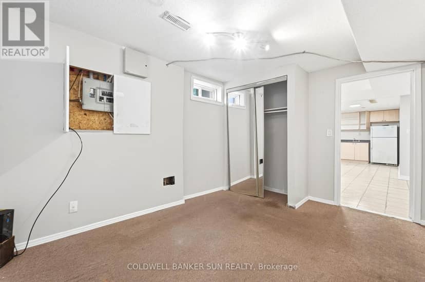 67 Tufton Crescent — photo 29 of 39
