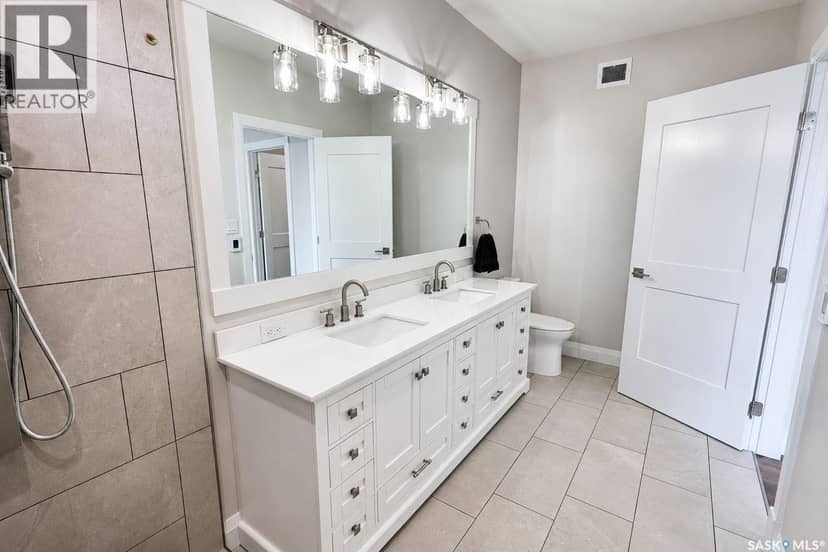 153 Ward DRIVE — photo 32 of 40